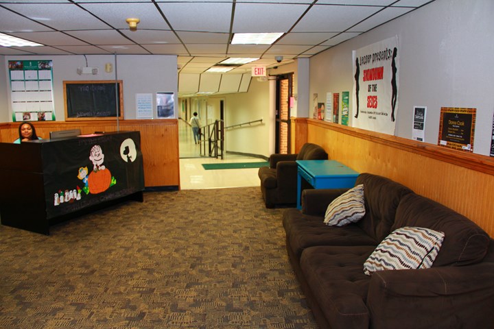 North Leoser Lobby Picture